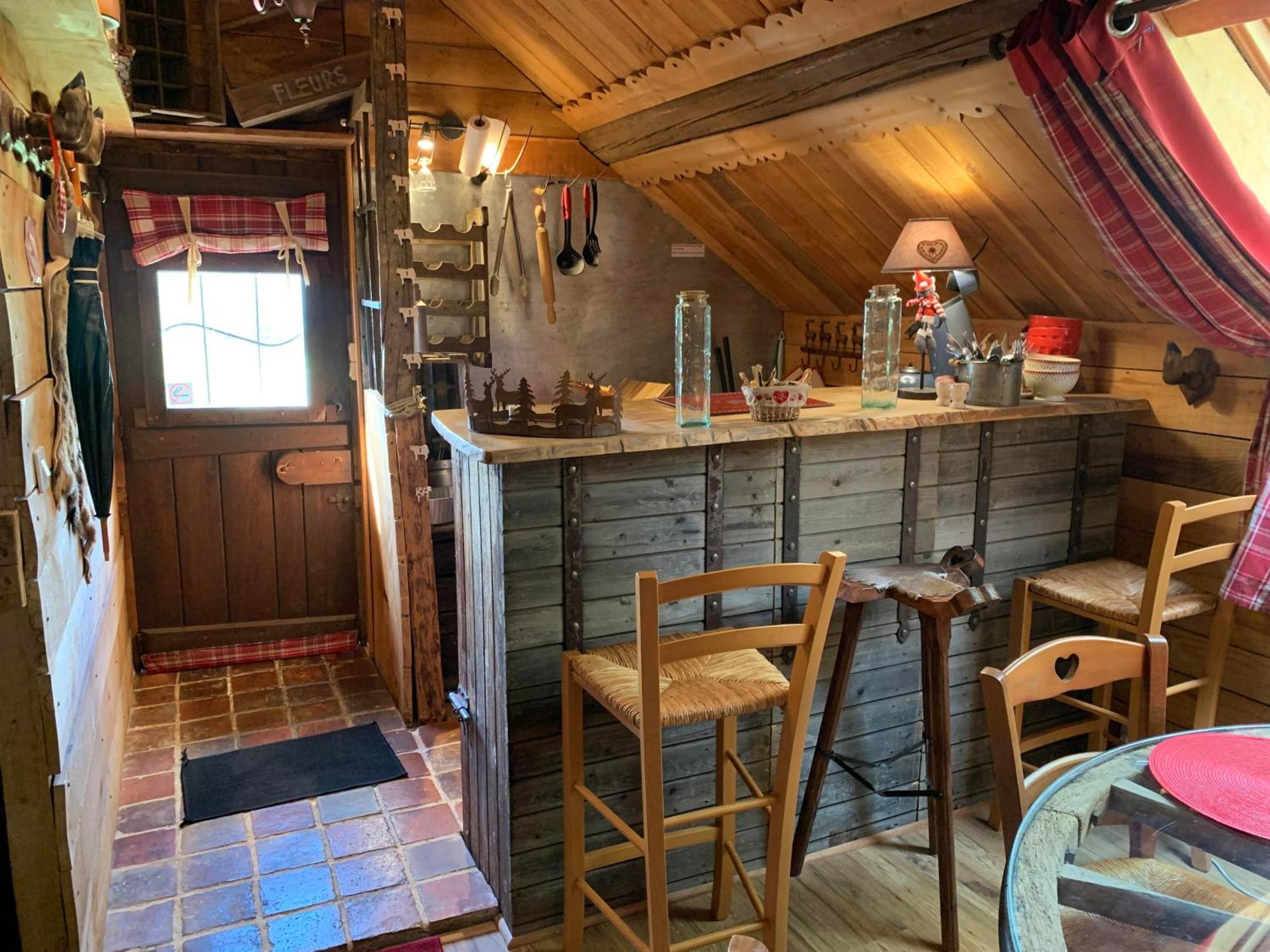 Gite "Le Refuge" Dans Un Domaine De 7Ha Au Calme Vimoutiers Экстерьер фото