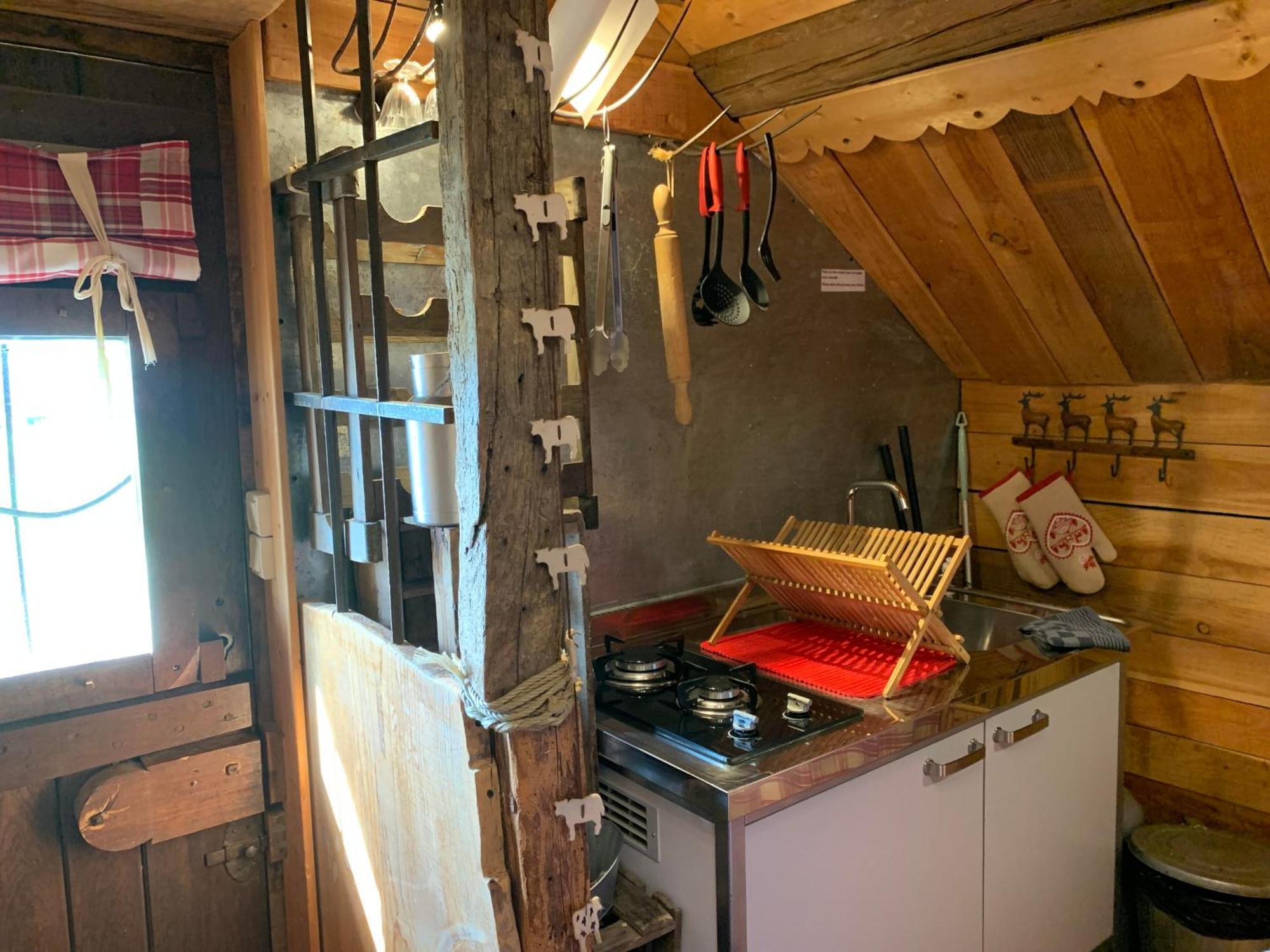 Gite "Le Refuge" Dans Un Domaine De 7Ha Au Calme Vimoutiers Экстерьер фото